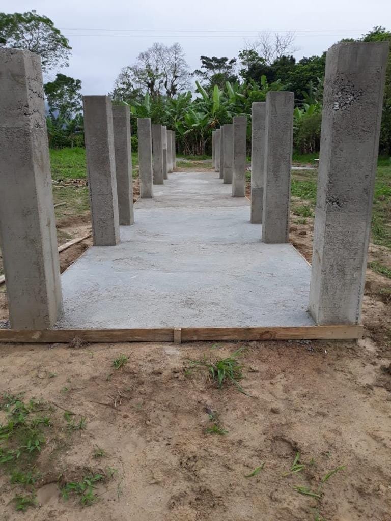 Bases de concreto estruturais no solo
